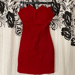 Body Central strapless red dress with crossed pleating w flattering neck detail